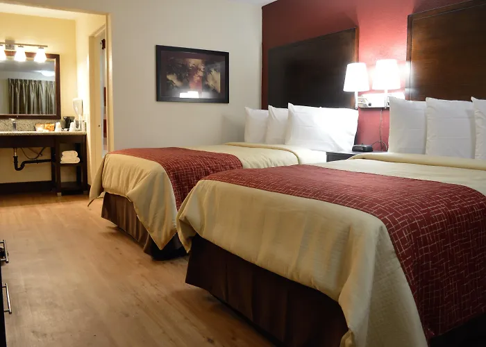 Red Roof Inn & Suites Sacramento North
